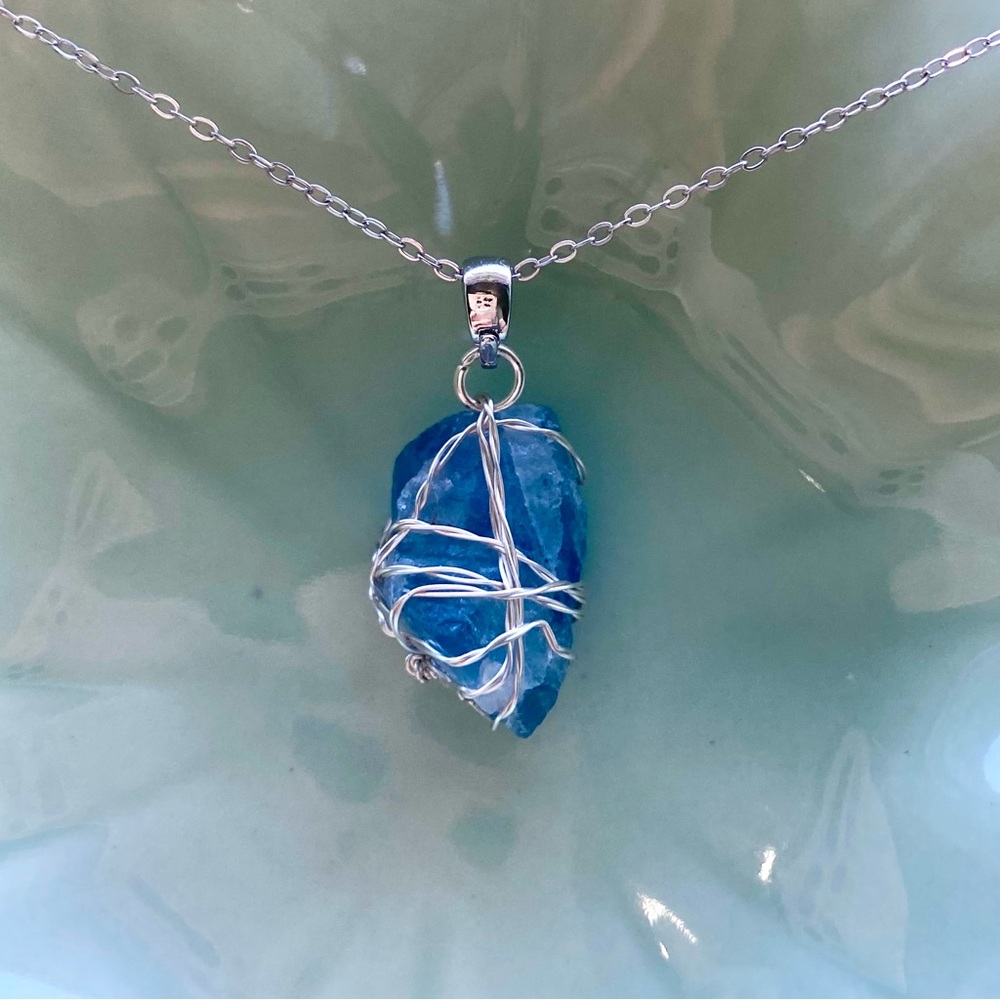 Raw Blue Fluorite Silver
 Wire-Wrapped necklace P20
